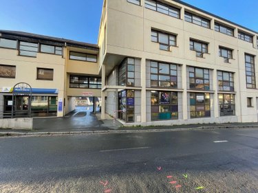 Immeuble a vendre Lannion 22300 Côtes-d'Armor 1000 m2  1446000 euros