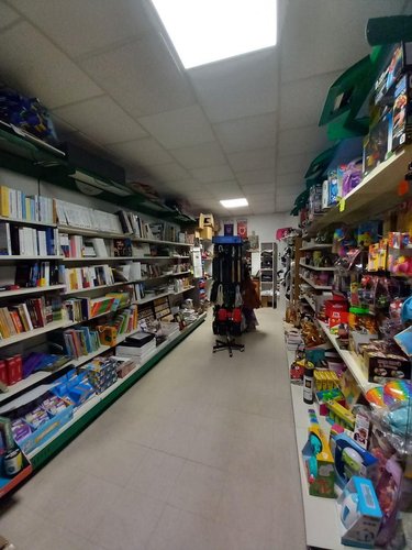 Fonds et murs commerciaux a vendre Allanche 15160 Cantal  23000 euros