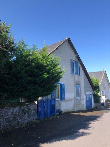 Maison a vendre Lugarde 15190 Cantal  43000 euros