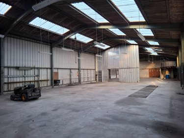 Fonds et murs commerciaux a vendre Saint-Nicolas-du-Pélem 22480 Côtes-d'Armor 396 m2  262500 euros