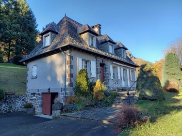 Maison a vendre Vic-sur-Cère 15800 Cantal 120 m2  233200 euros