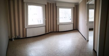 Location fonds et murs commerciaux Coudekerque-Branche 59210 Nord 51 m2  745 euros