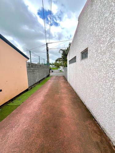 Immeuble a vendre Le Tampon 97430 Réunion 190 m2  475000 euros