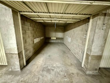 Garage et parking a vendre Saint-Malo 35400 Ille-et-Vilaine 13 m2  44600 euros