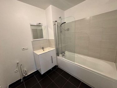 Appartement a vendre La Madeleine 59110 Nord 61 m2  210000 euros