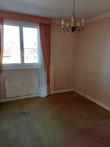 Appartement a vendre Montluçon 03100 Allier 75 m2 4 pièces 53600 euros