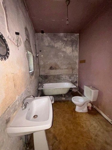 Maison a vendre Saint-Amand-Montrond 18200 Cher 40 m2 2 pièces 16000 euros