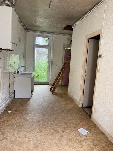Maison a vendre Saint-Amand-Montrond 18200 Cher 40 m2 2 pièces 16000 euros