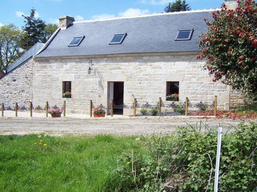 Maison a vendre Trégourez 29970 Finistère 325 m2  471600 euros