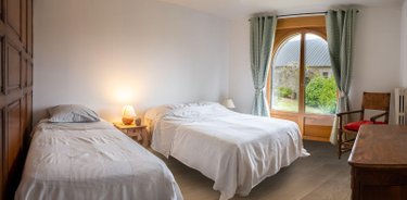 Maison a vendre Lanmeur 29620 Finistère 240 m2 12 pièces 480000 euros