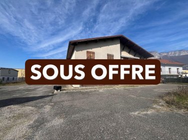 Fonds et murs commerciaux a vendre La Ravoire 73490 Savoie 600 m2  750000 euros