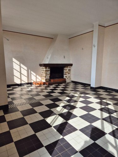 Maison a vendre Neuvy-Saint-Sépulchre 36230 Indre 132 m2 6 pièces 84000 euros