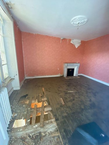 Maison a vendre Le Vigean 15200 Cantal 120 m2  32000 euros
