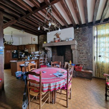 Maison a vendre Mayenne 53100 Mayenne 257 m2 7 pièces 320850 euros