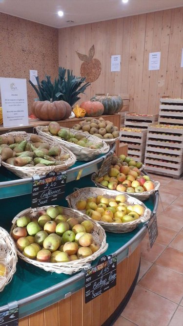 Bien agricole a vendre Soucé 53300 Mayenne  624000 euros