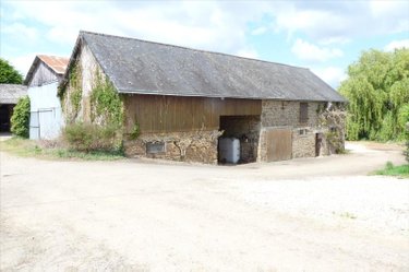 Bien agricole a vendre Soucé 53300 Mayenne  624000 euros