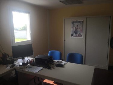 Location fonds et murs commerciaux Mayenne 53100 Mayenne 126 m2  900 euros
