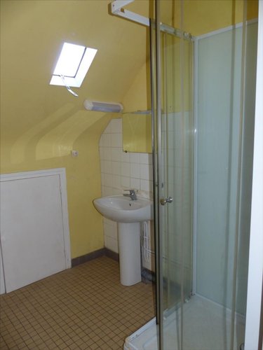 Location maison Mayenne 53100 Mayenne 64 m2 4 pièces 450 euros
