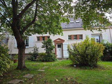 Maison a vendre Mayenne 53100 Mayenne 191 m2 8 pièces 223600 euros