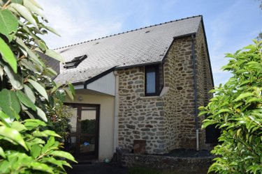 Immeuble a vendre La Bazoge-Montpinçon 53440 Mayenne 215 m2  228800 euros