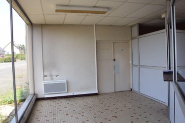 Fonds et murs commerciaux a vendre La Bazoge-Montpinçon 53440 Mayenne 156 m2  208000 euros