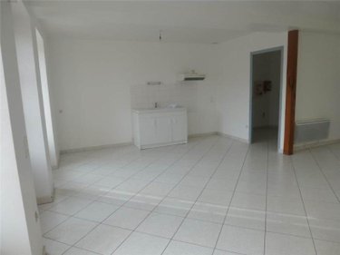Location maison Saint-Georges-Buttavent 53100 Mayenne 62 m2 2 pièces 380 euros