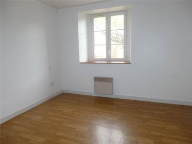 Location maison Saint-Georges-Buttavent 53100 Mayenne 62 m2 2 pièces 380 euros