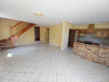 Maison a vendre Val-d'Izé 35450 Ille-et-Vilaine 130 m2 6 pièces 254800 euros