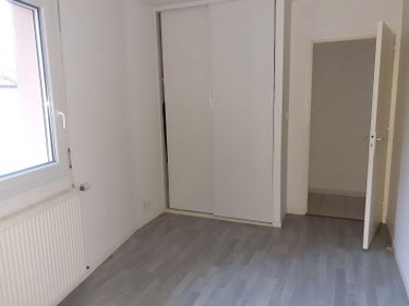 Location maison Vitré 35500 Ille-et-Vilaine 86 m2 3 pièces 765 euros
