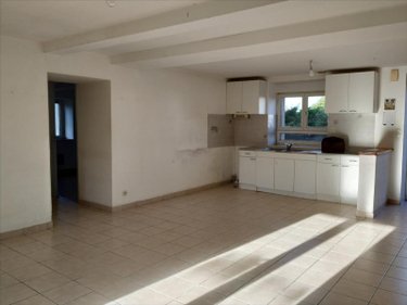 Location maison Cornillé 35500 Ille-et-Vilaine 69 m2 3 pièces 555 euros