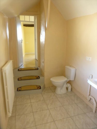Location appartement Vitré 35500 Ille-et-Vilaine 35 m2 2 pièces 381 euros