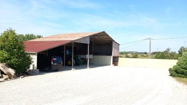 Fonds et murs commerciaux a vendre Le Mans 72000 Sarthe  168000 euros