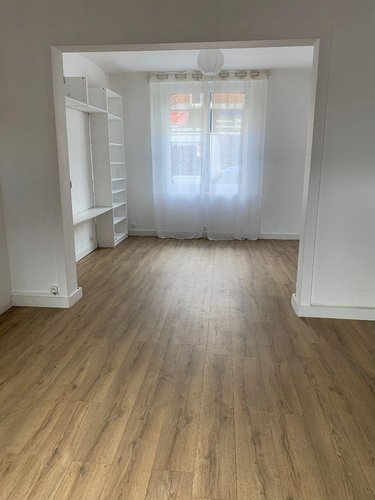 Location maison Bailleul 59270 Nord 88 m2 4 pièces 950 euros