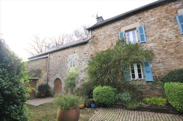 Maison a vendre Clohars-Carnoët 29360 Finistère 198 m2 10 pièces 752236 euros