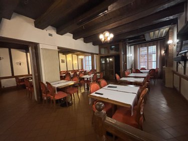 Fonds et murs commerciaux a vendre Sedan 08200 Ardennes 1700 m2  2626500 euros