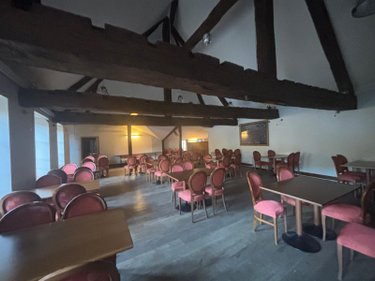 Fonds et murs commerciaux a vendre Sedan 08200 Ardennes 1700 m2  2626500 euros