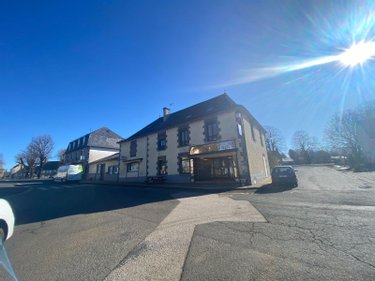 Maison a vendre Anglards-de-Salers 15380 Cantal 265 m2  583000 euros