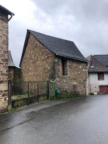 Garage et parking a vendre Sérilhac 19190 Corrèze 60 m2  10900 euros