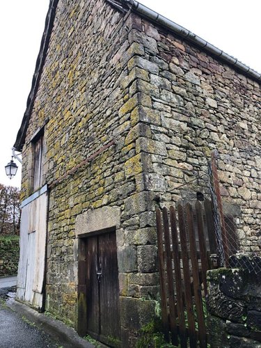 Garage et parking a vendre Sérilhac 19190 Corrèze 60 m2  10900 euros