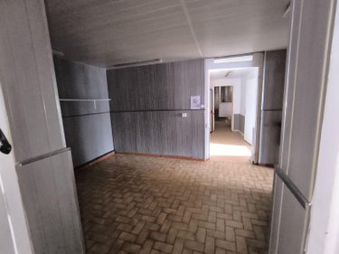 Fonds et murs commerciaux a vendre Marle 02250 Aisne  55000 euros