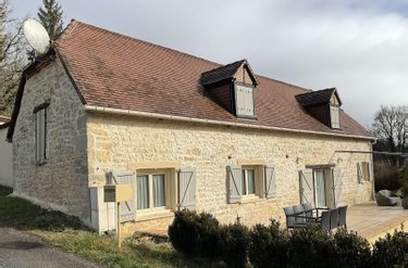 Maison a vendre Gourdon 46300 Lot 121 m2 3 pièces 250200 euros