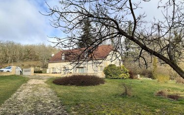 Maison a vendre Gourdon 46300 Lot 121 m2 3 pièces 250200 euros