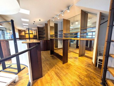 Location fonds et murs commerciaux Pont-Aven 29930 Finistère 77 m2  1600 euros