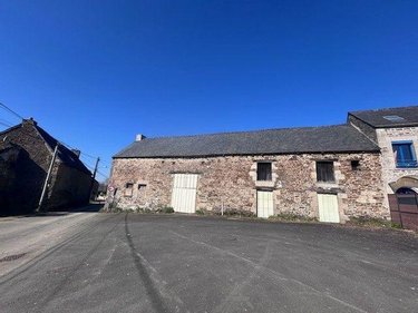 Immeuble a vendre Les Champs-Géraux 22630 Côtes-d'Armor 210 m2  111350 euros