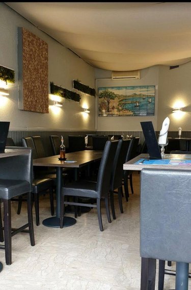 Fonds et murs commerciaux a vendre Aix-les-Bains 73100 Savoie 116 m2  219000 euros