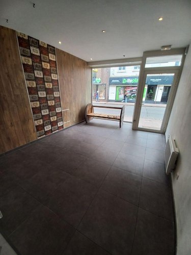 Location fonds et murs commerciaux Hazebrouck 59190 Nord 53 m2  1000 euros