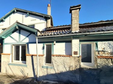 Maison a vendre Vollore-Ville 63120 Puy-de-Dôme 185 m2 12 pièces 115000 euros