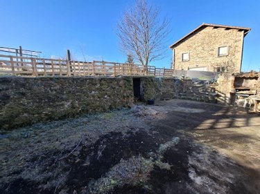 Maison a vendre Vollore-Ville 63120 Puy-de-Dôme 185 m2 12 pièces 115000 euros