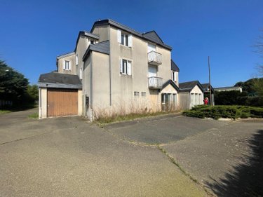 Immeuble a vendre Aubigné-Racan 72800 Sarthe 770 m2  661500 euros