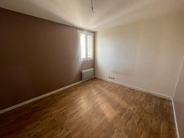 Immeuble a vendre Aubigné-Racan 72800 Sarthe 770 m2  661500 euros